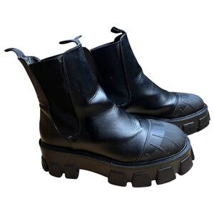 chunky black boot from Truffle Collection